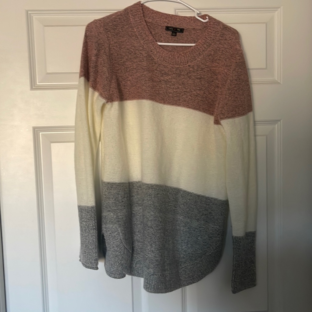 Lefty  Me Color Block Sweater